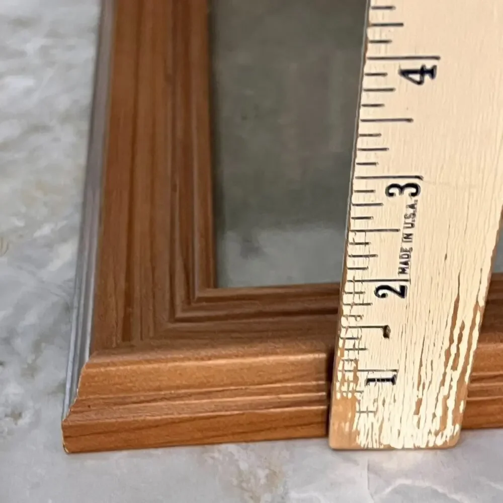 Uniek Solid Wood Picture Frame fits 5x7 in Photos Free Standing or Hung